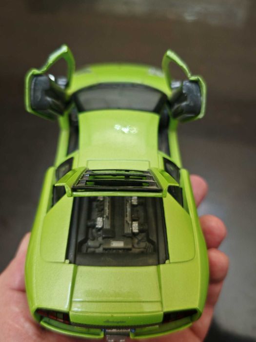 Macheta Lamborghini Murcielago, scara 1:24, Maisto
