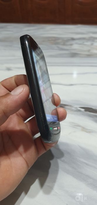 Telefon Nokia C7 sotaman