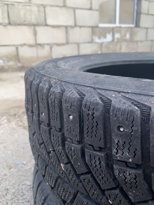 Продам шины б/у R16