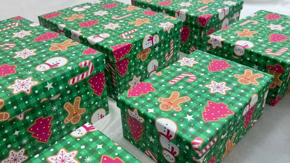 Коробки подарочные в ассортименте