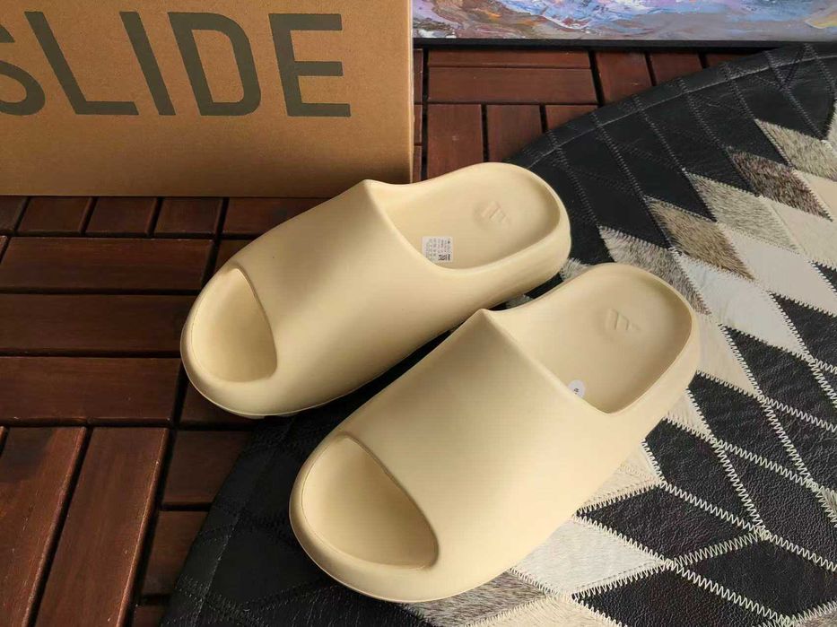 Papuci | Slapi Yeezy Slide Premium - diferite culori