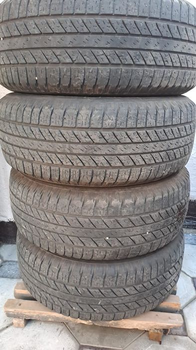 Продаётся резина на 17