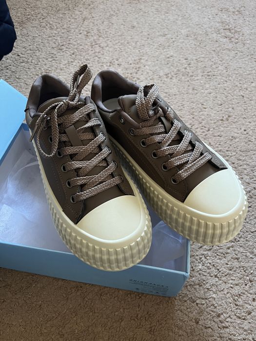 Кеды женские на толстой подошове