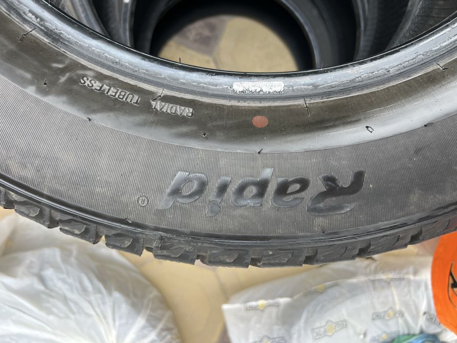 Зимние шины Rapid 235/60/18