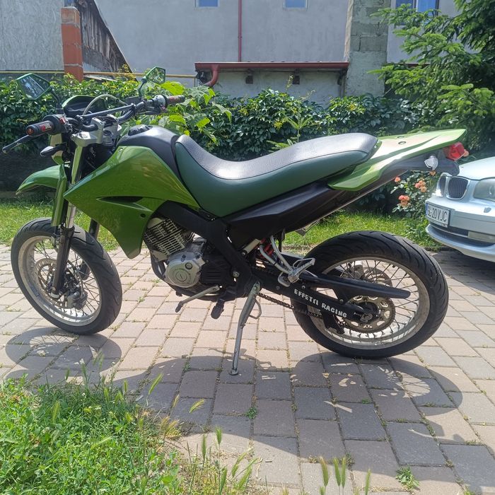 Vând Yamaha xt125x