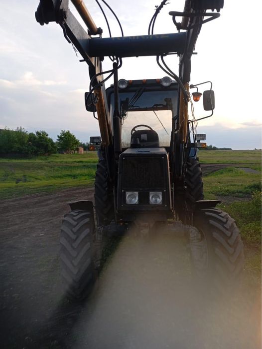 Продас трактор беларусь