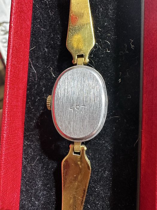 Часы Луч СССР, с финифтью