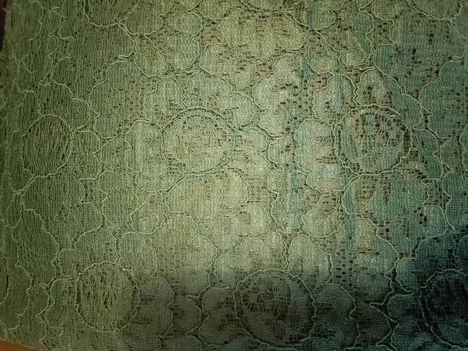 Продам 2 отреза ткани.