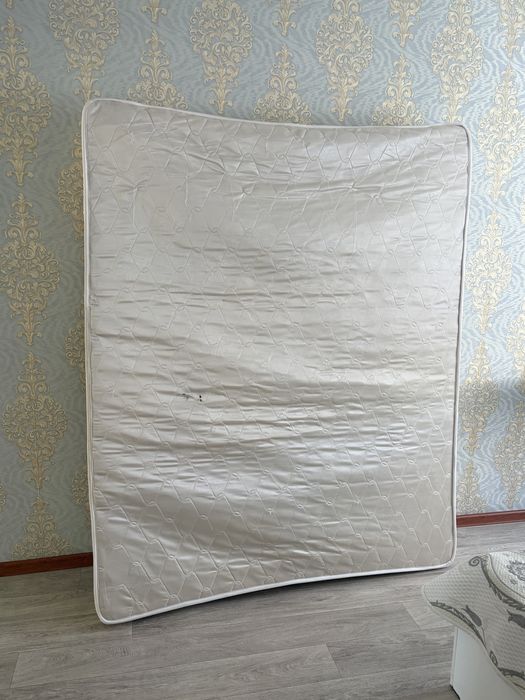 Продам матрас 160х200