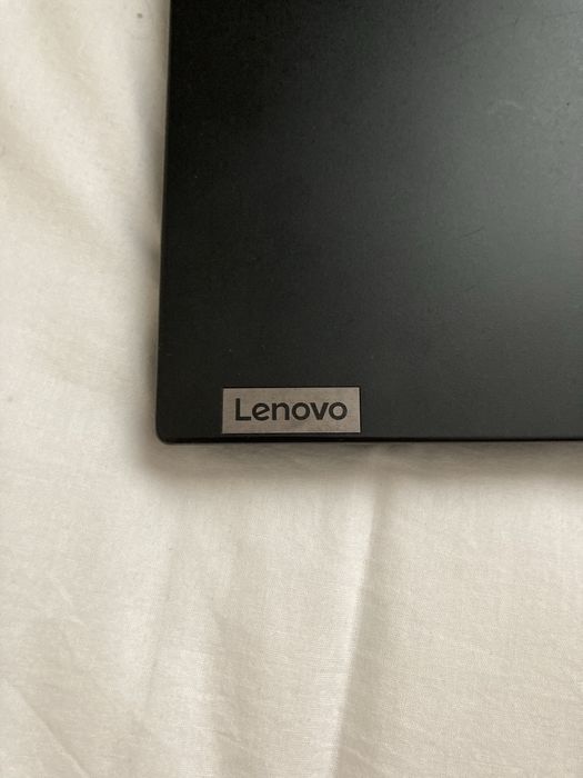 Lenovo ThinkPad L14 Genl — i5 10th, 8 GB, 256 GB SSD, 14" IPS sensor