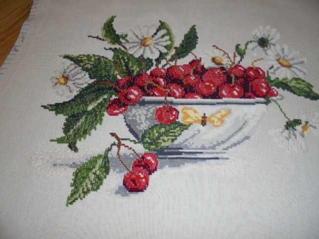 Гоблен ''Натюрморт с череши''