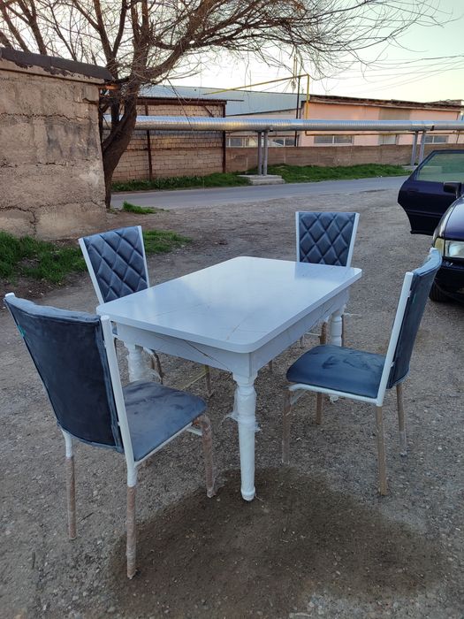 Стол стулья новый