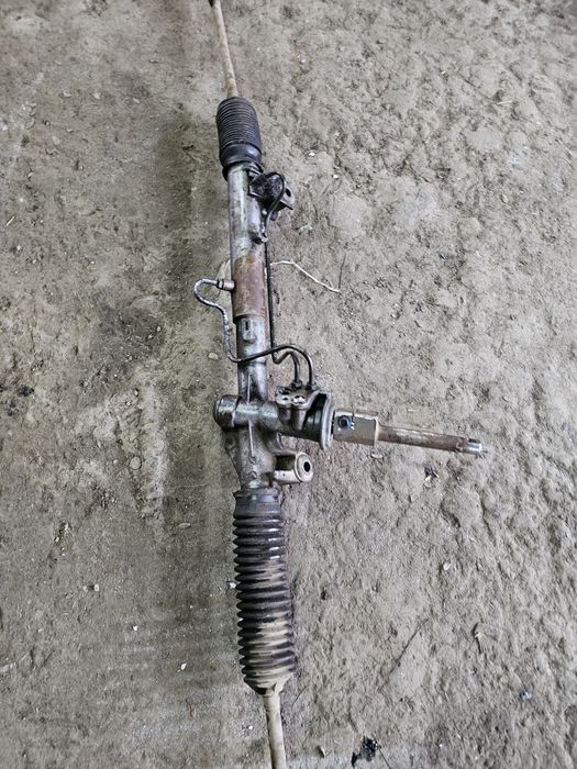 Caseta directie Ford Focus 1, cod intern: 3S413A500AB ; 34011767 LH