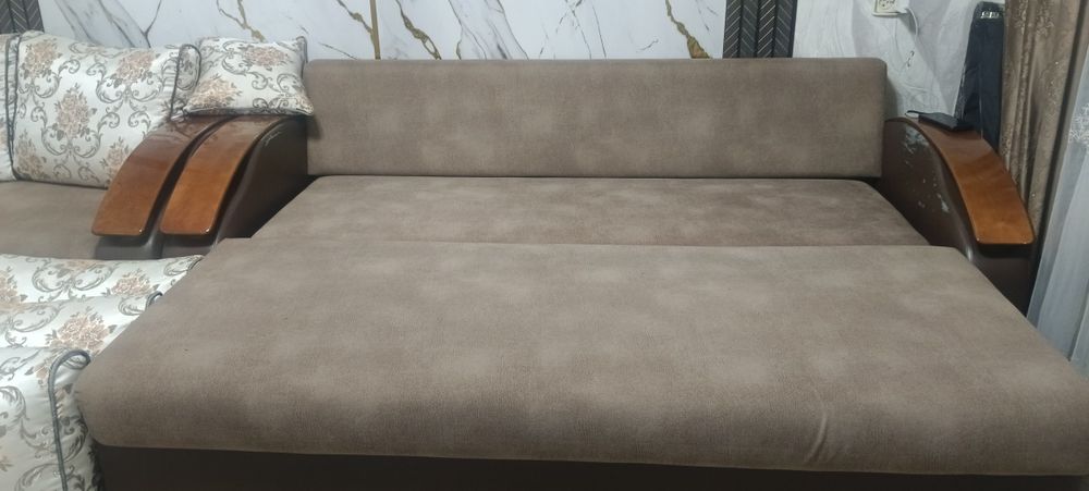 Малый и большой диван