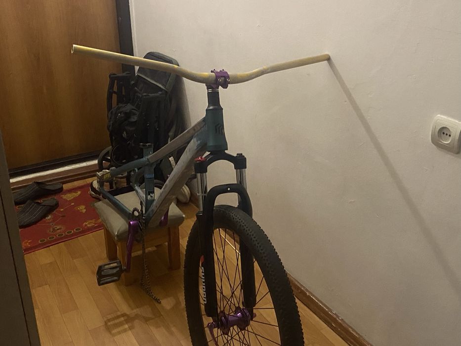 Продам ЕРЕК М8 срочно