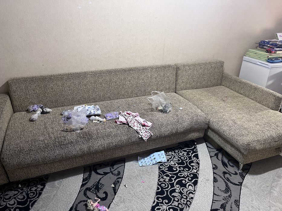 Отдам даром диван
