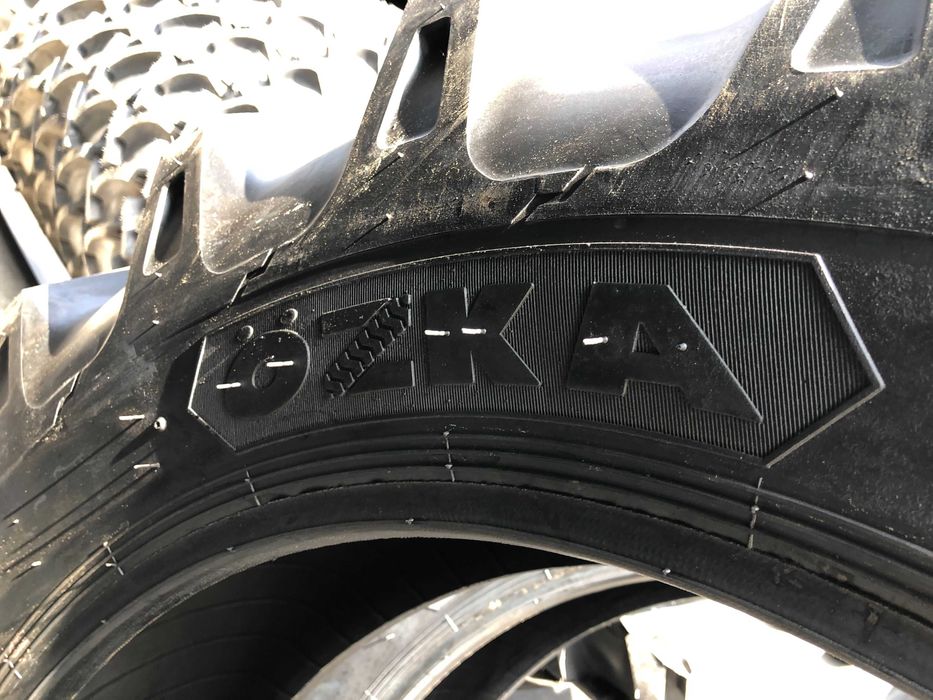 Anvelope marca OZKA 12.4-32 cu 8PLY cauciucuri pentru TRACTOR