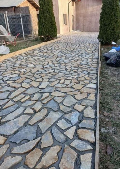 Vand si montez piatra