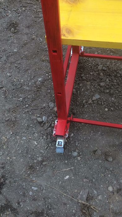 Schela metalica de interior