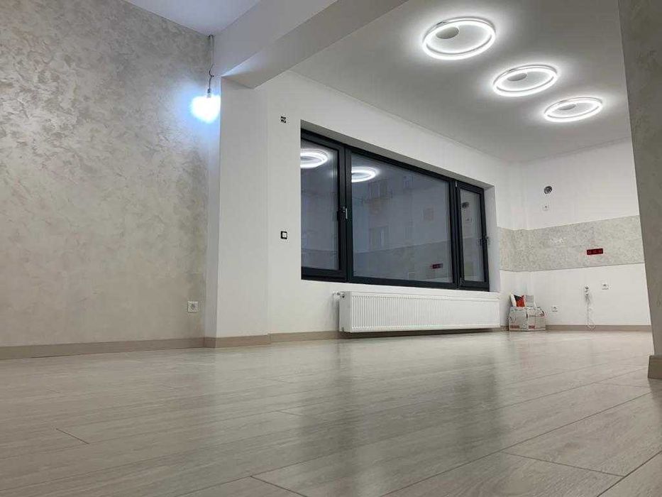 Spatiu birouri/clinica medicala/salon in cladire noua Slatina