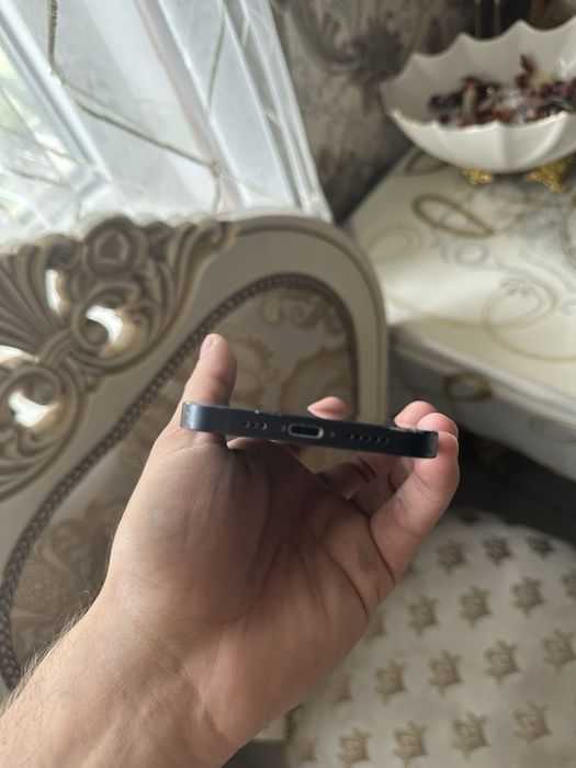 Продам IPhone 12 128gb