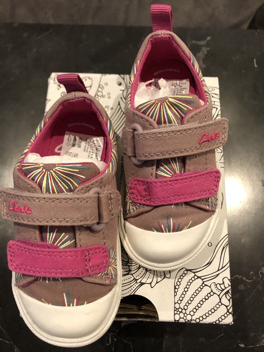 Детски маратонки Clarks City Bright