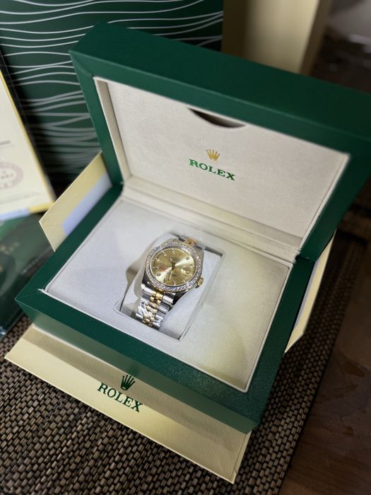 Rolex Datejust Gold And Diamonds 41 mm - дамски модел