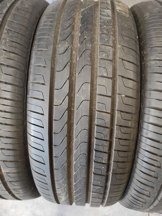 235/50/19 Pirelli