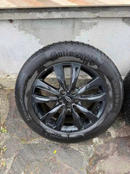 Всесезонни гуми 235/60R18 Continental AllSeason Contact 2 - dot 4723