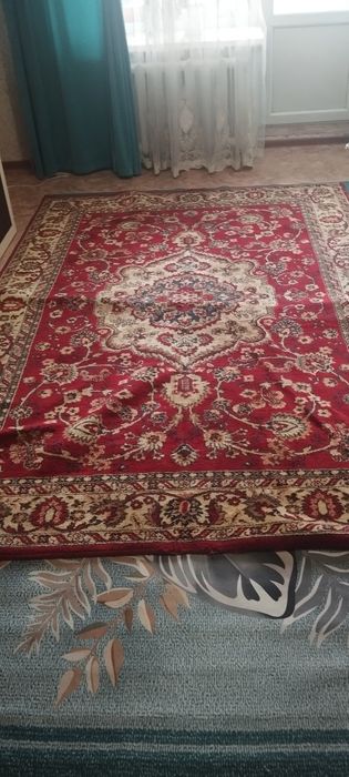 Продам ковер 2*3