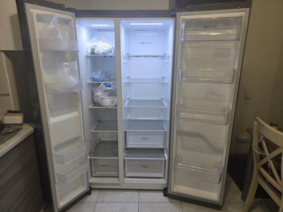 Холодильник LG Side-by-Side (643 л) в идеале