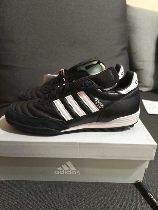 Футболни обувки /стоножки/ Nike и Adidas