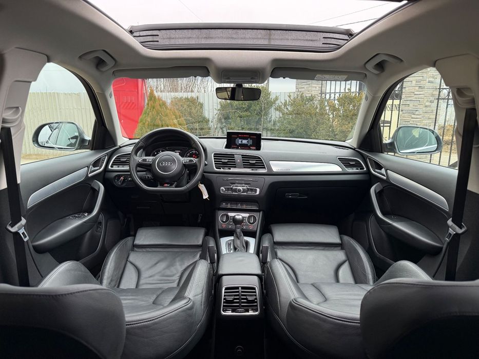 Audi Q3 Audi Q3 Automat S-Line 2.0 Tdi 150 cp Quattro 2017 Panorama