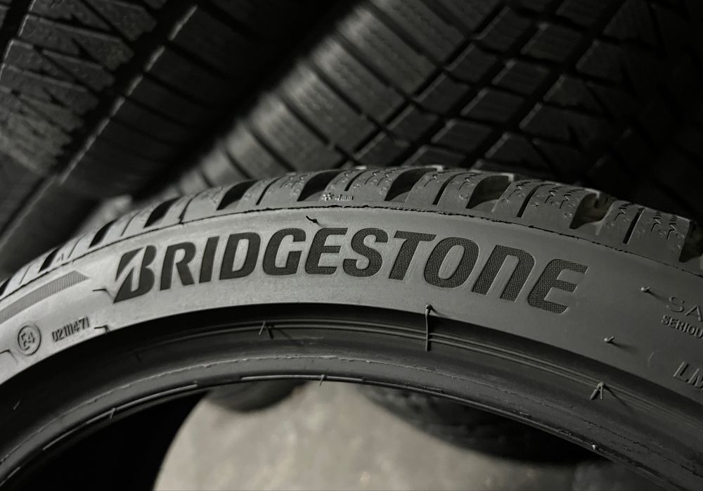 225/40/18 Bridgestone зимни гуми