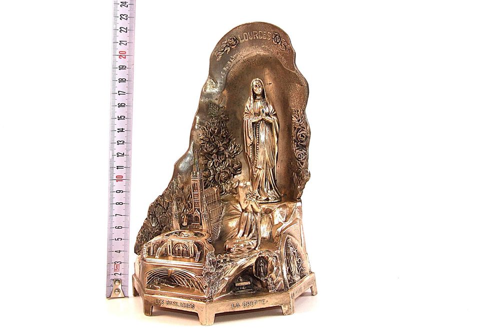 Aparitiei Fecioarei Maria în fata Sfintei Bernadette (statueta muzicala religioasa), mecanism elvetian AB Suisse, perfecta stare