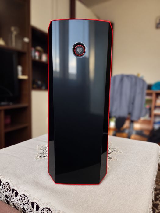 Vând Pc gaming: rx5700, 16gb ram, ryzen 5 2600x, 1tb ssd