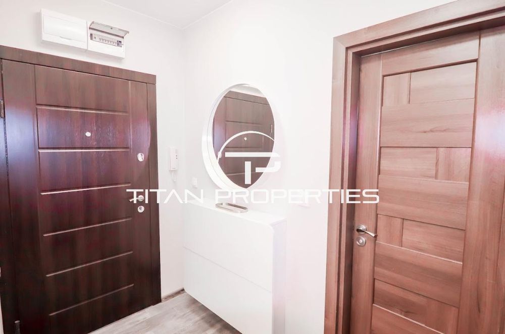 Тристаен апартамент, под наем, Център