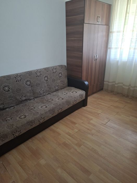 Garsoniera Etaj 1 Podu Ros Cantemir cu Baie!