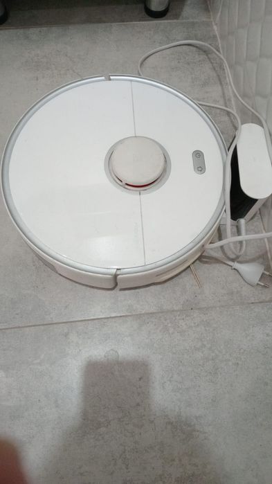 Продам робот пылесос