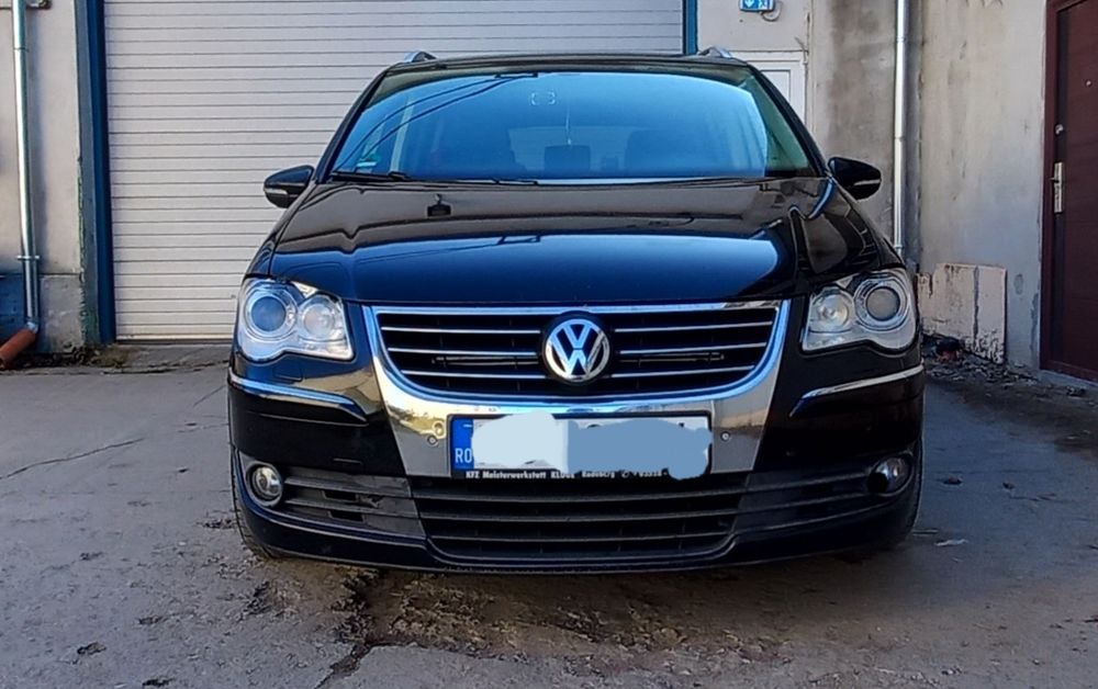 Vand volkswagen touran 7 locuri - highline 2.0 tdi - dsg- 170 cp