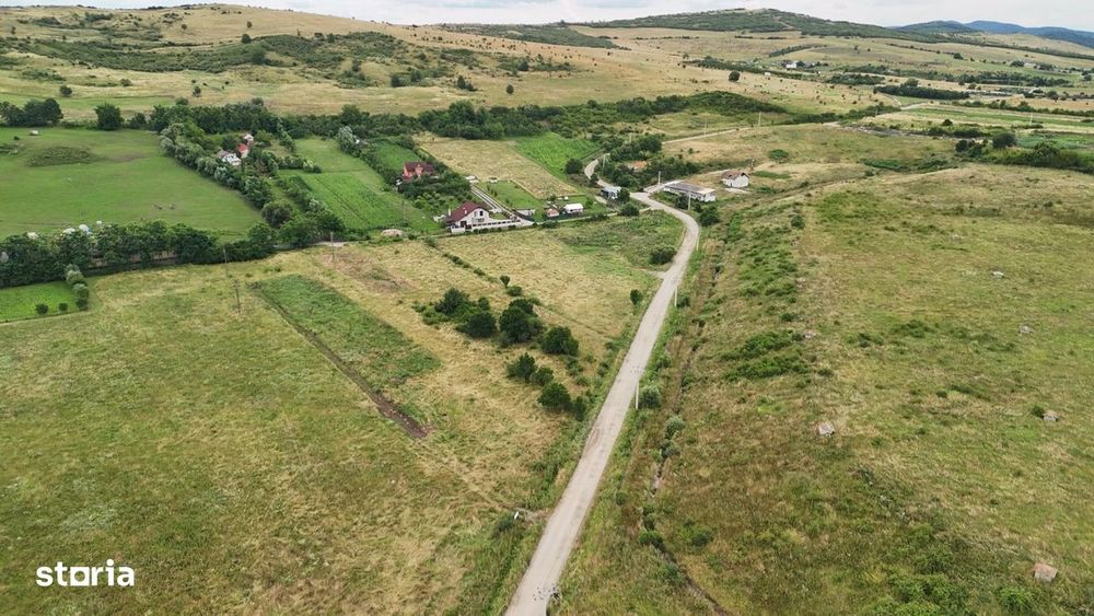 Teren intravilan , zona Zavoaie