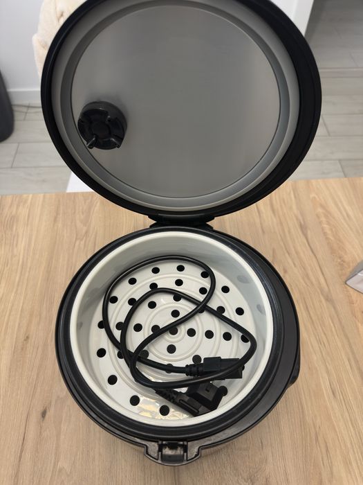 Multicooker Delimano Select 5L – stare bună