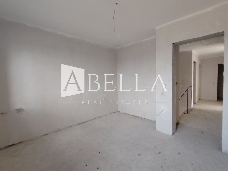 Къща в София, област-с.Петърч площ 211 цена 328000