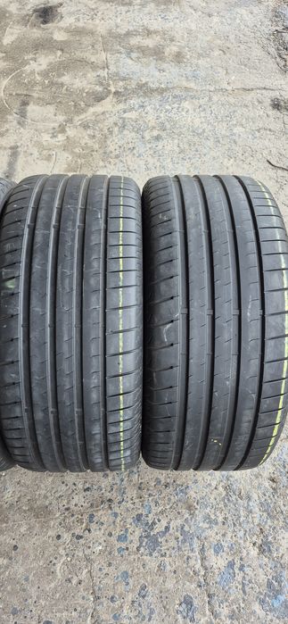 4 anvelope vara Bridgestone,fata 245/45/20,spate 275/40/20,dot 2023.Pret/bucata.