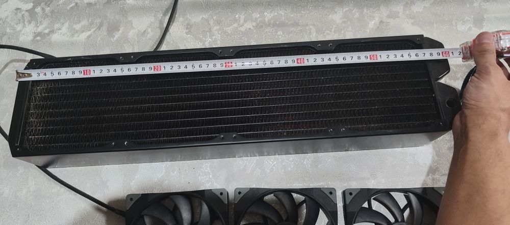 Alphacool Nexxxos monsta 560mm + 4xTt-1425 (радиатор и кулеры)