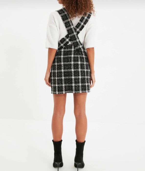 Карирана пола 38