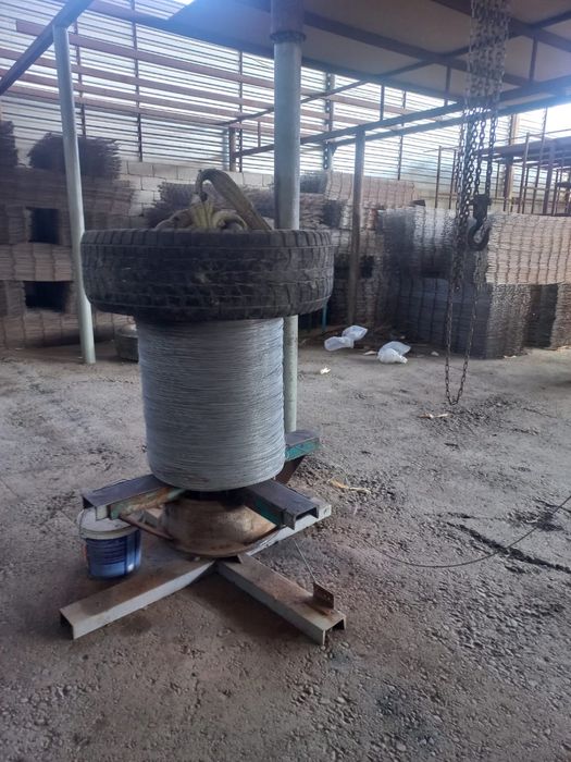 Станок по производству кладочной сетки