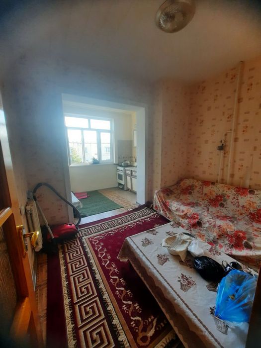Продаётся 4/5/5 квартира Ахмад Югнакий. ТТЗ Мирзо Улугбекский район
