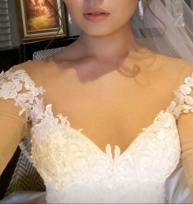 Продам свадебные платья