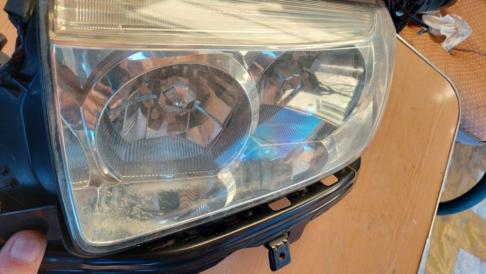 Оригинален Ляв Фар Субару Форестър 2005-2008г.